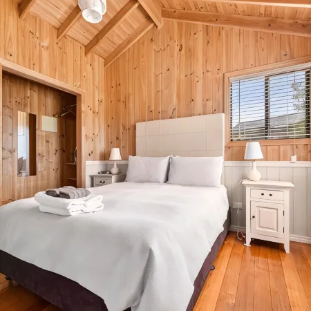 Hazelcreek Cottages