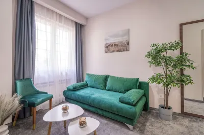 Veneti Suites Hotels near Usce