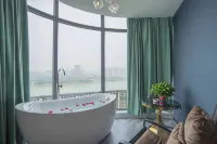 Ruobilin High view of the river Hotel - Romantic