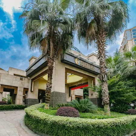 Poly Hot Spring Spa Hotel