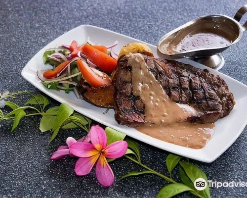 Litchfield Outback Resort Hotels in Batchelor