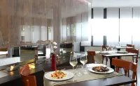 Hotel D120 - breakfast