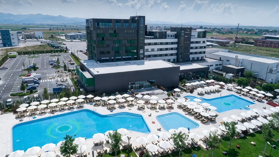 Emerald Hotel