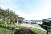 Nanbei Lake Huguang Shanju Holiday Hotel