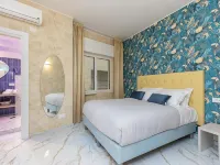 Flowery Rainbow Hotels near تريونفالي