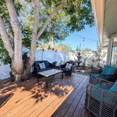 Private Heated Pool Casita Near Downtown & Beaches in Pinecraft.