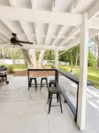 Villa Paraiso Lutz 4B/2B