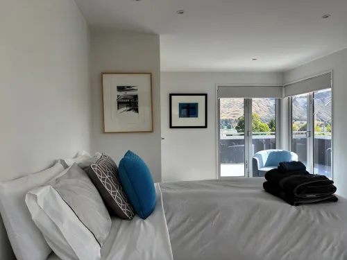 The Art House, Wanaka - Contemporary holiday house - جاكوزي