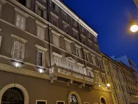 Forvm Boutique Hotel Các khách sạn ở Trieste