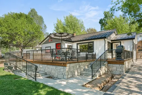 1900's Farmhouse
