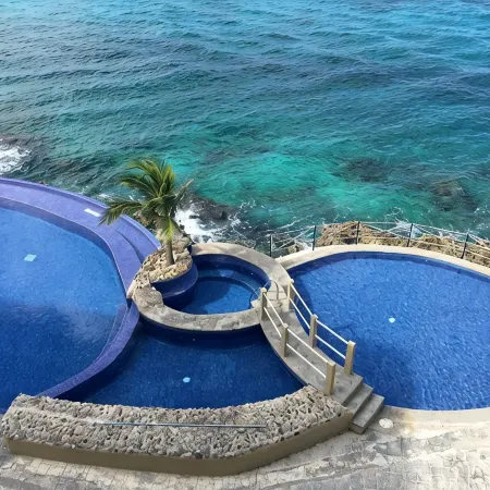 4/4.5 Condo Oceanfront Cozumel Downtown AC WiFi Security