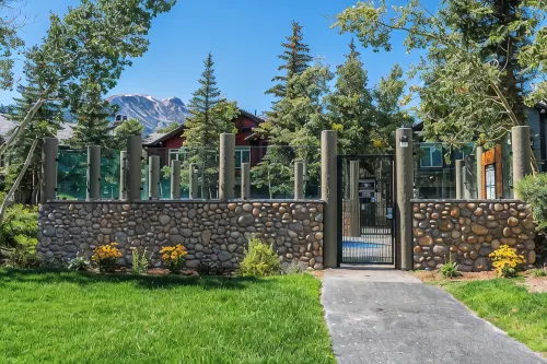 Mammoth Summer Retreat – Snowcreek V, Pet-Friendly - Butik