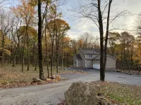 Family Friendly Mountain Getaway with Theater & Arcade in the Laurel Highlands - Wifi