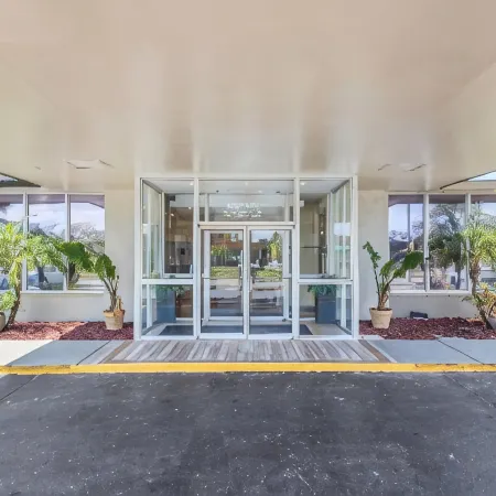 Days Inn by Wyndham Titusville Kennedy Space Center
