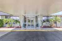 Days Inn by Wyndham Titusville Kennedy Space Center - acceptant les animaux