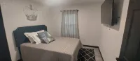 Bungalow overlooking Lake Dora! - 3 estrellas