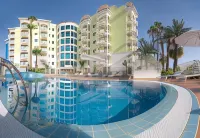 Smeraldo Suites & Spa - piscina