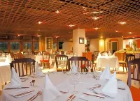 Jalsa Beach Hotel & Spa - บริการรถรับส่ง