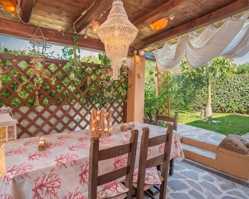 Sea Shell Cottage by the Sea at Capo Coda Cavallo San Teodoro Hotels near Lu Impostu Beach