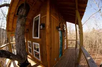 Branches Up Tree House Mountain Getaway