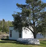 Tiny lakefront cabin at Loon Straits on Lake Winnipeg. Perfect for couples! Hotels in 