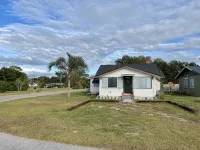 Barrow Bungalow Near Big House, Fishing, Downtown Tavares, the Pavilion, Mt Dora - 3-Star