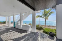 Pet Friendly 2Br/2BA Steps from the Water’s Edge with Unparalleled Sunrises - บังกะโล