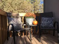 Blue Spruce Guesthouse - Walkable to river trail and downtown Bend - บังกะโล