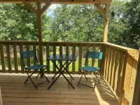 Spring Retreat, Personal Grill, Pet Friendly - Homestays