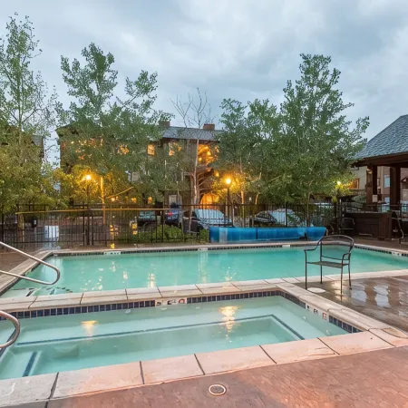 Luxury Condo with Hot Tub, Pool, & Private Patio in the Heart of Winter Park!