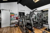 Heated Indoor Pool & Court on Crooked Lake - WiFi