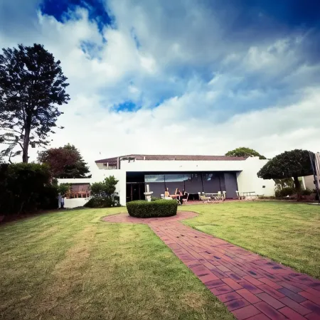 Sandown Regency