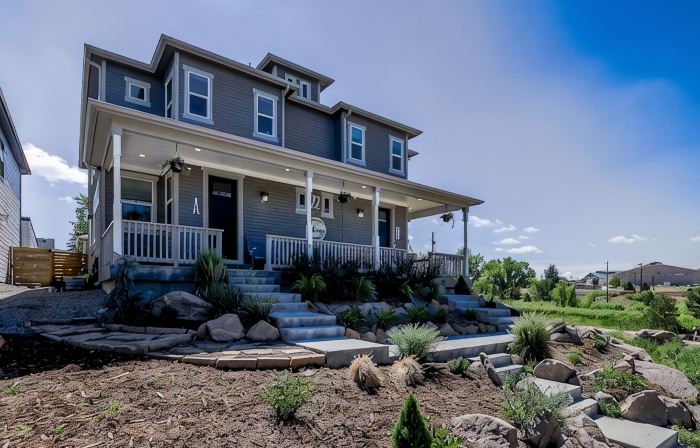 The Baldwin Bungalow • Boho Charm + Hot Tub • Historic Downtown Stay