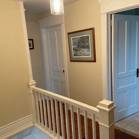 Oceanfront 3-Bedroom Captain's House
