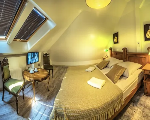 Oki Doki OLD TOWN Hotels near Bielany