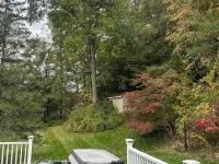 3-bedroom Candlewood Lakeside house Hotels in Danbury