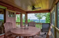 Vista Sunrise Mountain View with Hot Tub at Knight Sky Cabin