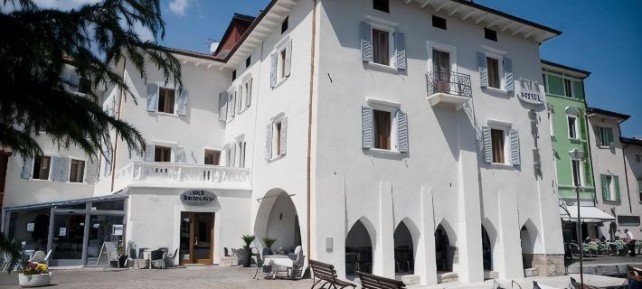 Hotel Geier Hotels in Torbole