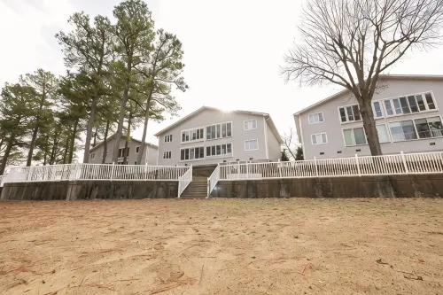 Spacious Condo on Kentucky Lake - Waterfront at Big Bear - Boutique