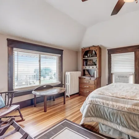 Enjoy Beachfront Living With family!