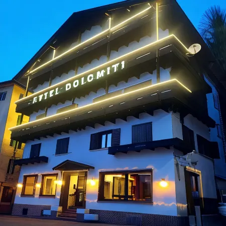 Hotel Tea Dolomiti - Lago di Alleghe - Monte Civetta