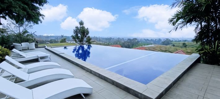 Villa HMD Hotels in Mojokerto Regency