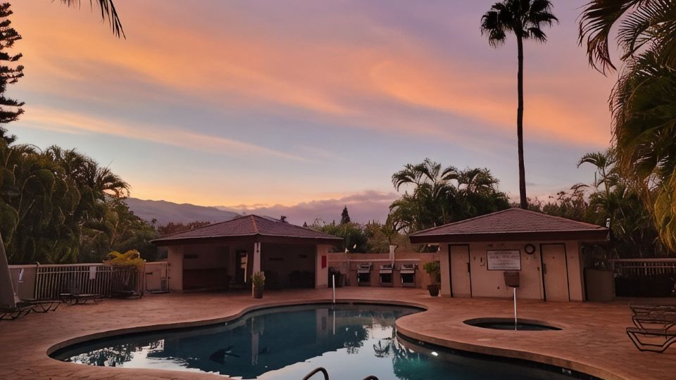 Resort Condo-Full Kitchen, King +Queen Bed, AC, Laundry-Walk to Beach and Shops