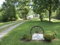 Country Farmhouse, Visit Family, Bristol Casino, Hiking/Biking, Relocating Here