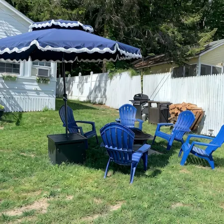 GREAT Newly Renovated  Sebago Lake- short walk to Nason`s beach🏠🏖🚗