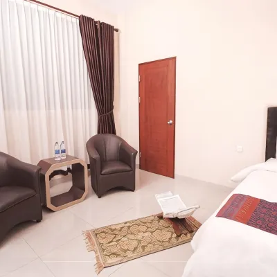 Raz Hotel & Convention Medan Hotel dekat Pajus dokter mansyur