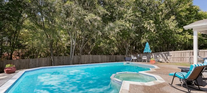 4Bedroom with King bed/ Suite Downstairs Hotels in Rockwall