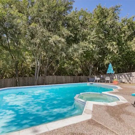 4Bedroom with King bed/ Suite Downstairs