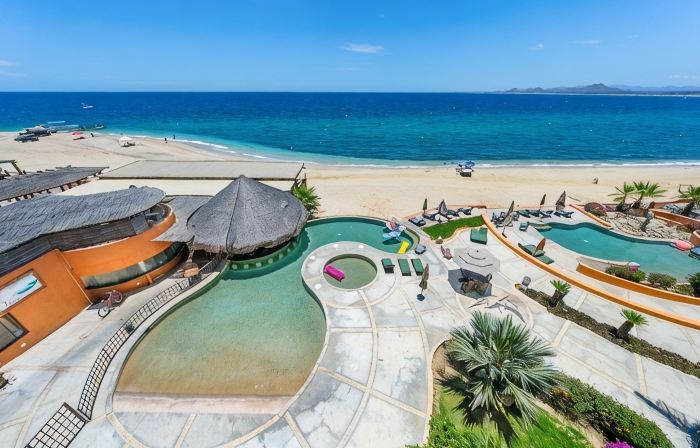 Beautiful waterfront one bedroom condo with great views of the Sea of Cortez