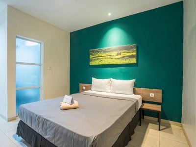 Life Puri Hotel Surabaya